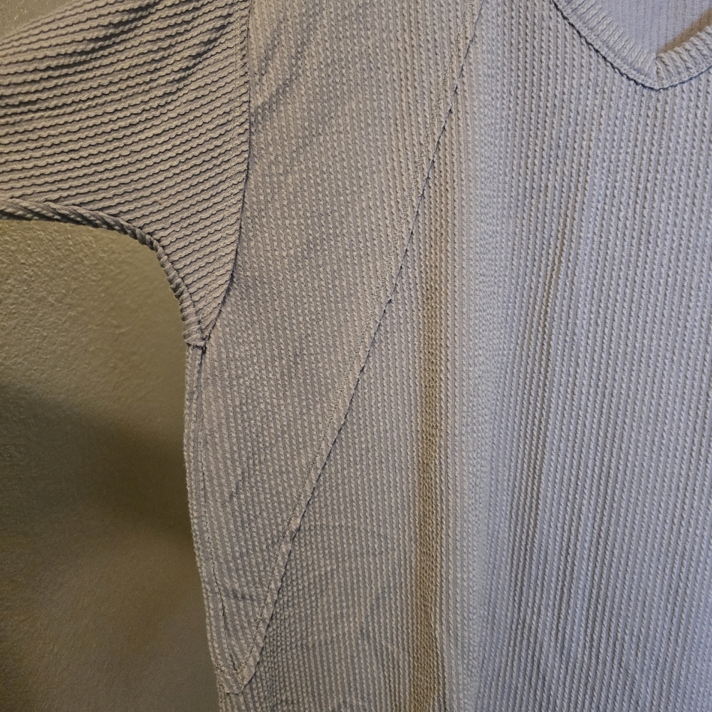 Oversized Ribbed Shirt - Picture 2 of 4